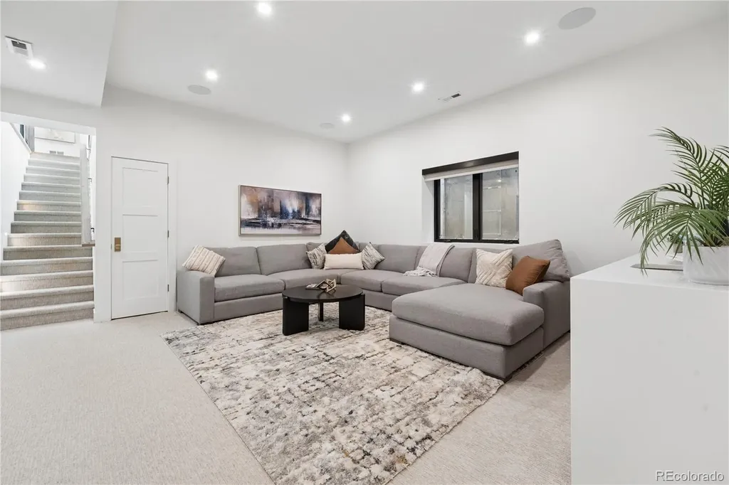 3418 Vallejo Street Denver CO 80211