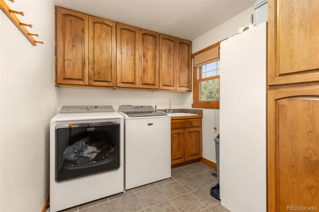 1190 Trails End Court Windsor CO 80550