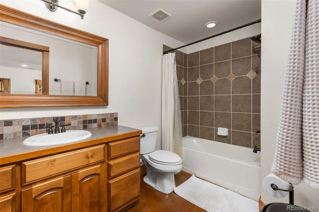 1190 Trails End Court Windsor CO 80550