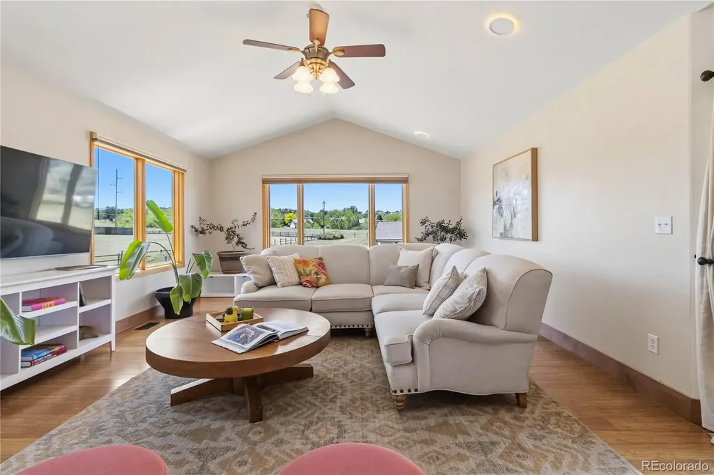 7289 S Ireland Way Centennial CO 80016