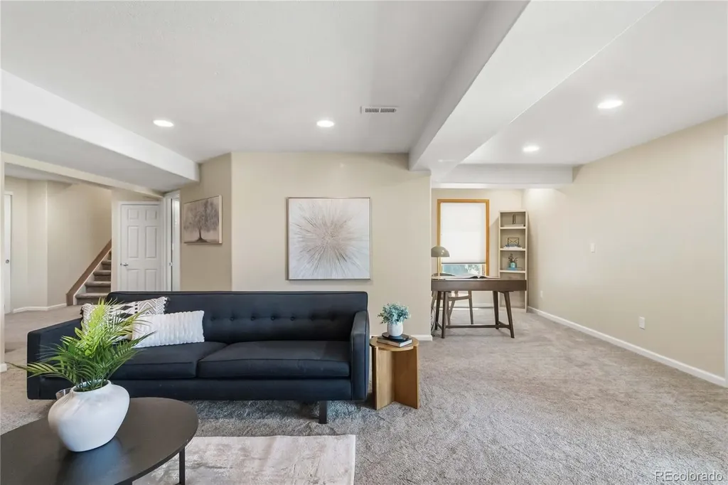 7289 S Ireland Way Centennial CO 80016