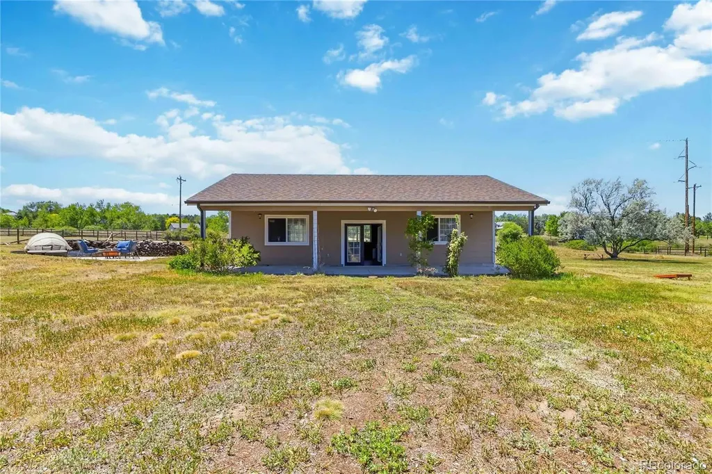 7289 S Ireland Way Centennial CO 80016