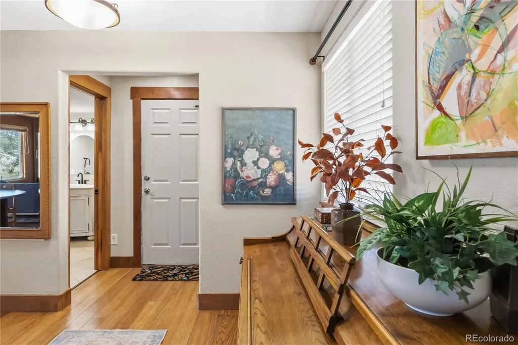 7289 S Ireland Way Centennial CO 80016