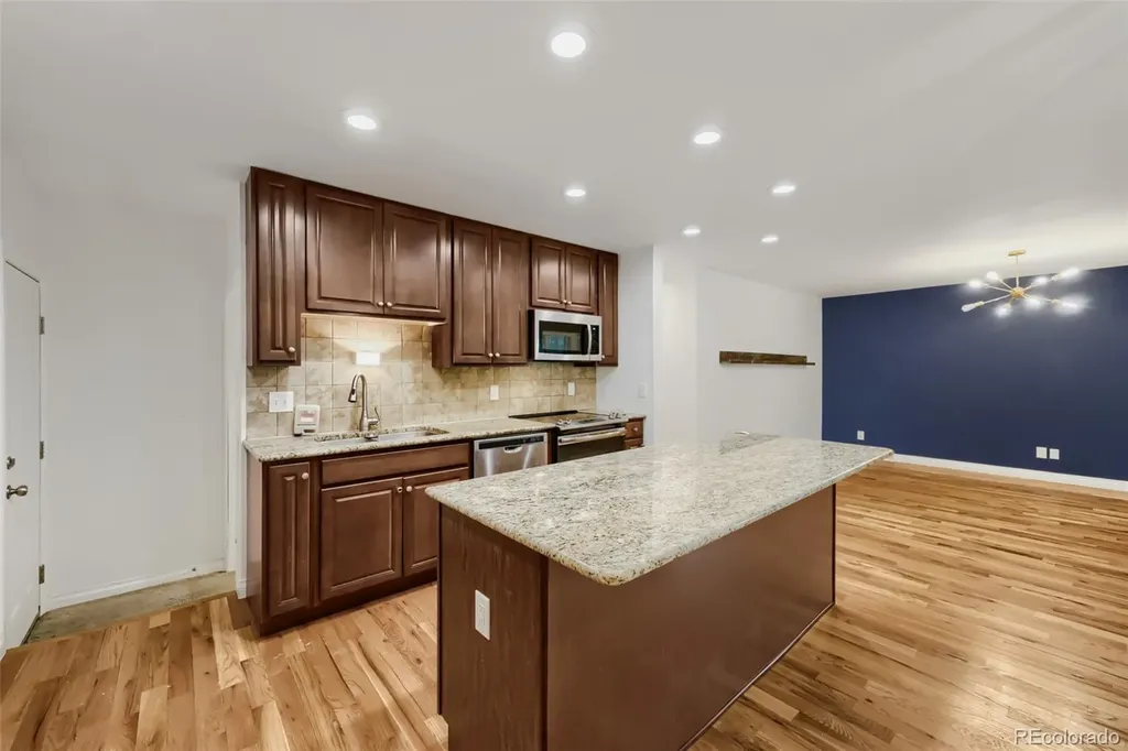 1471 S Welch Court Lakewood CO 80228
