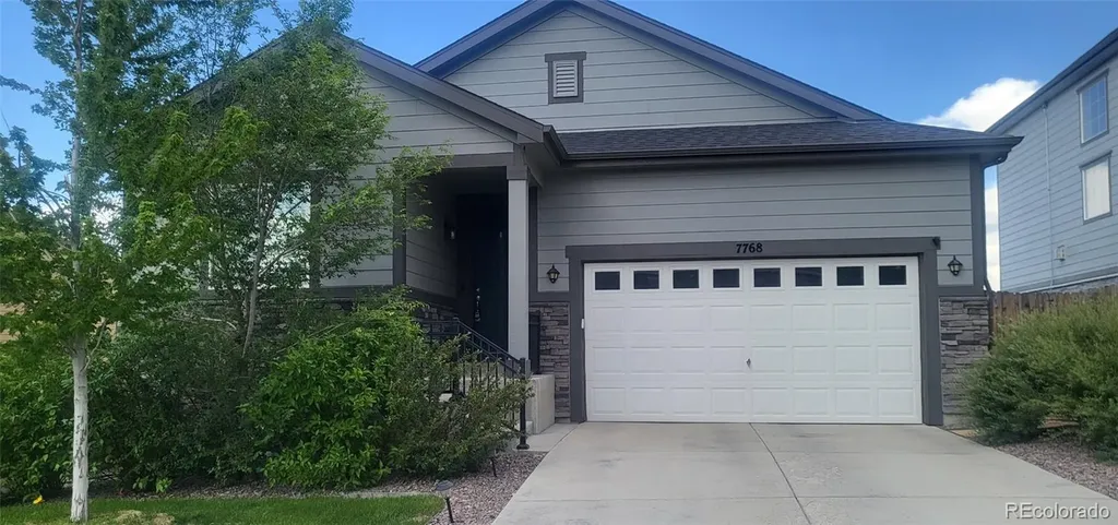 7768 S Old Hammer Way Aurora CO 80016
