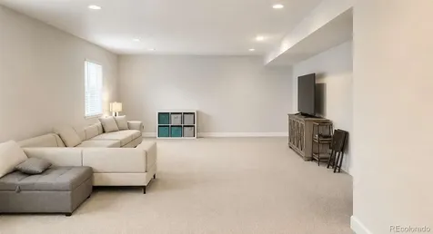 7768 S Old Hammer Way Aurora CO 80016