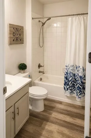 7768 S Old Hammer Way Aurora CO 80016