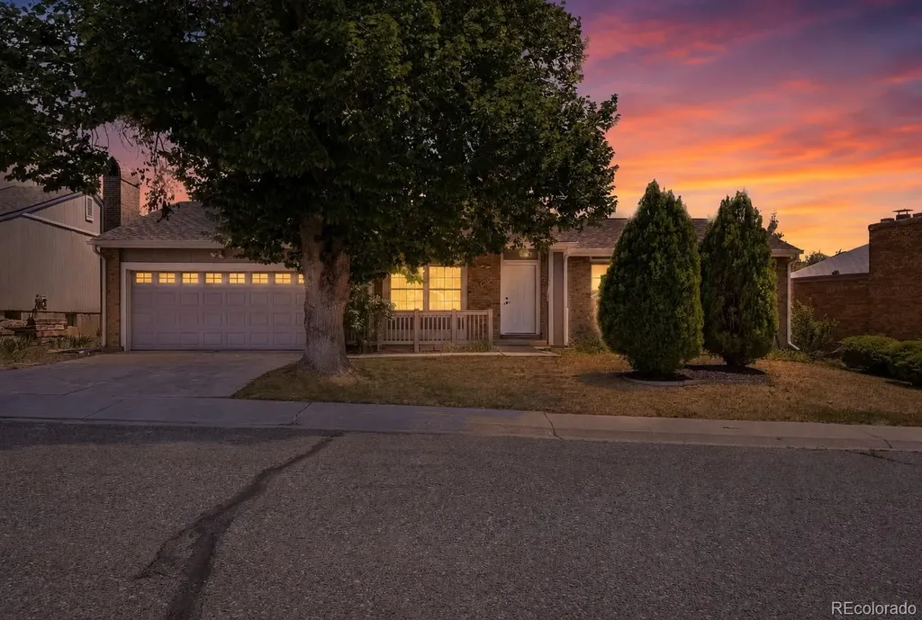 4660 S Idalia Street Aurora CO 80015