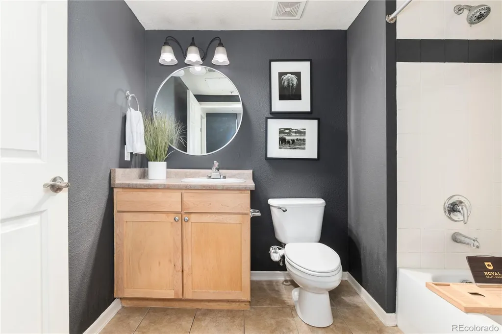 1623 Saint Paul Street Denver CO 80206