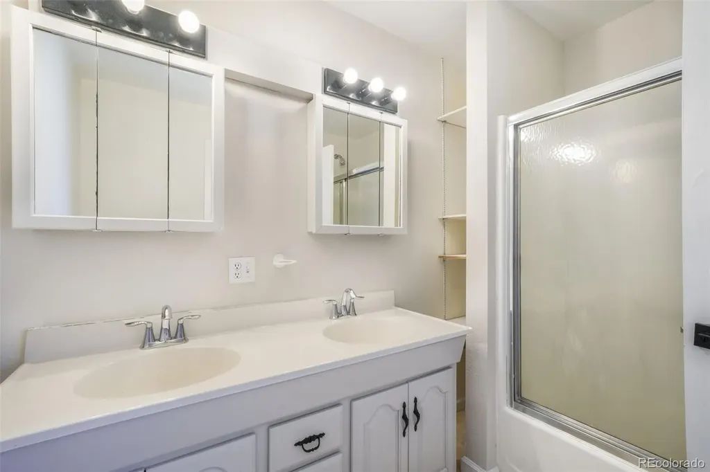 2218 E St Vrain Street Colorado Springs CO 80909