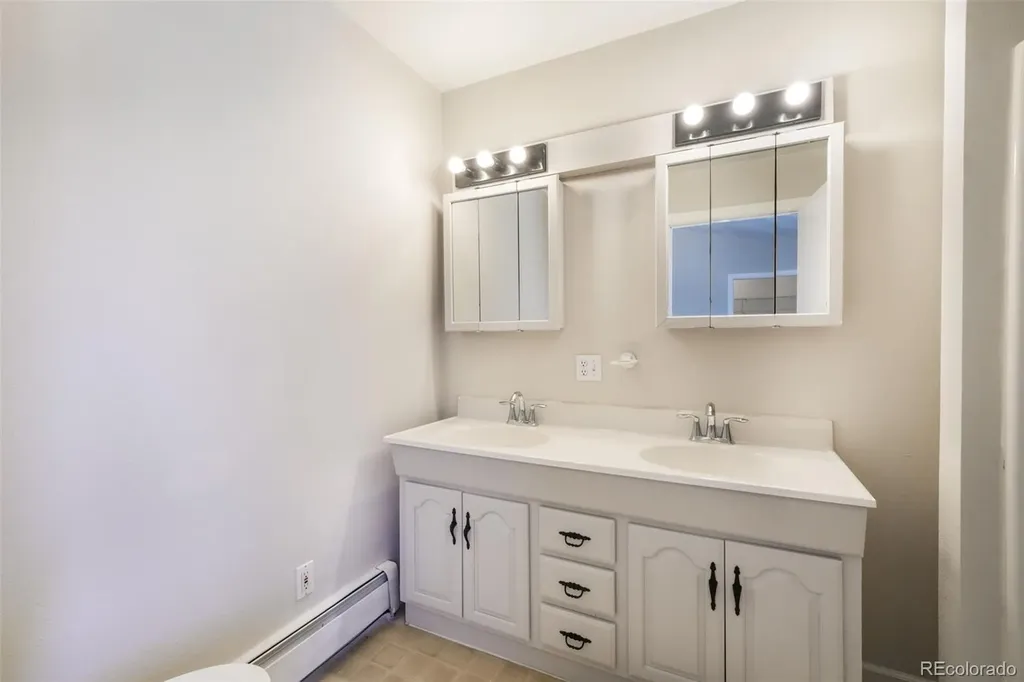 2218 E St Vrain Street Colorado Springs CO 80909