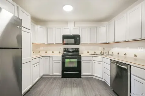 2218 E St Vrain Street Colorado Springs CO 80909