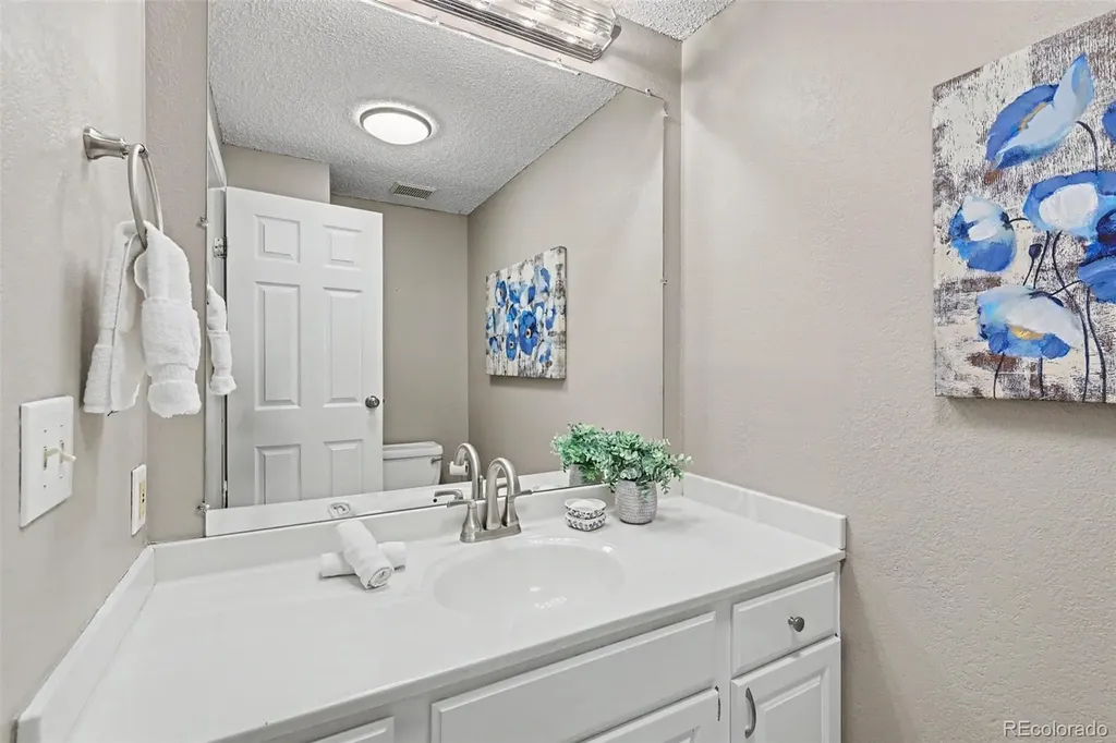 11570 W 70th Place Arvada CO 80004
