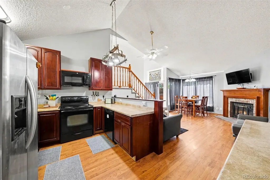1065 S Lindsey Street Castle Rock CO 80104
