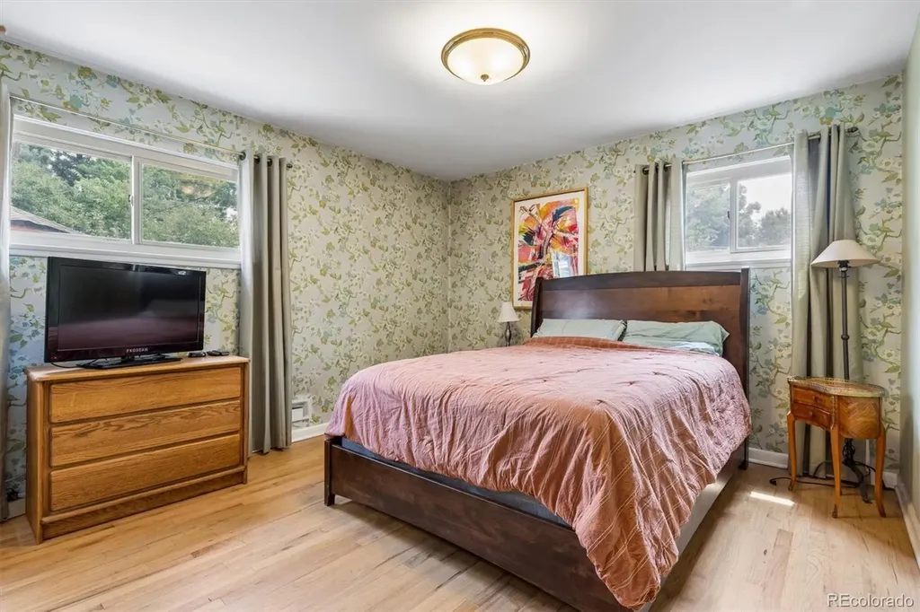 8090 W 19th Avenue Lakewood CO 80214