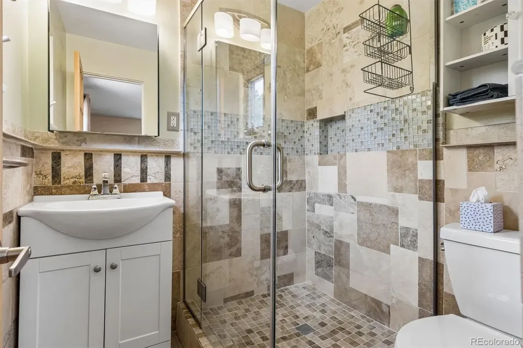 8090 W 19th Avenue Lakewood CO 80214