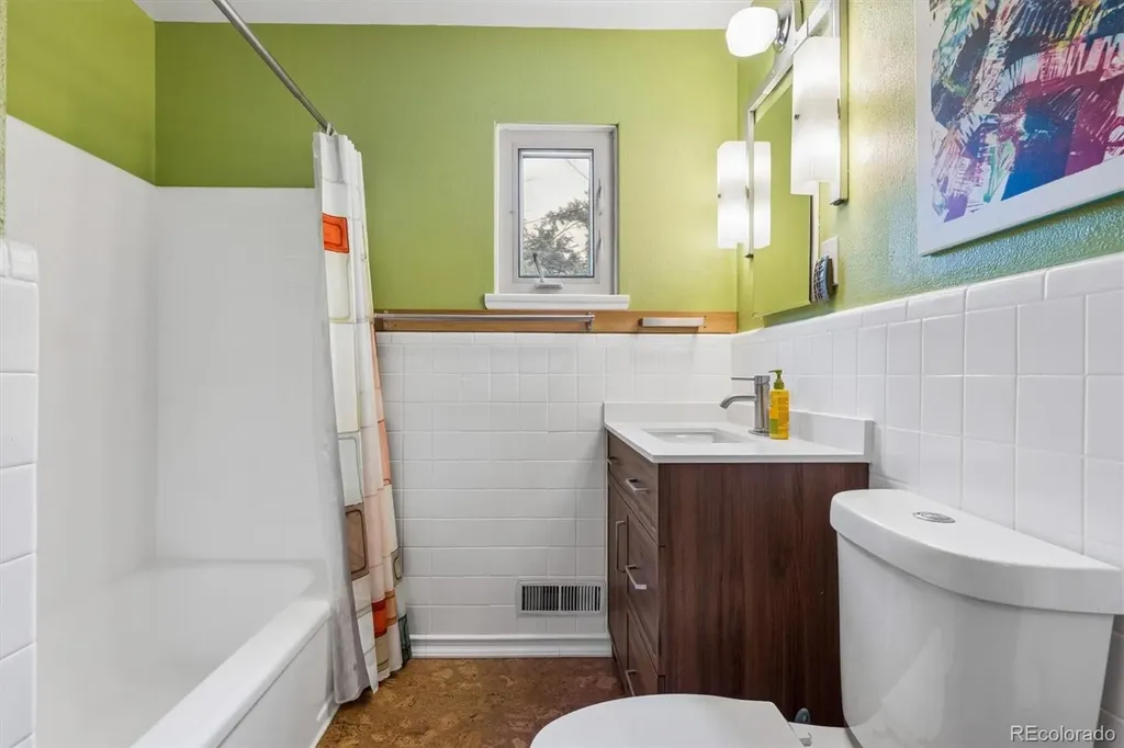 8090 W 19th Avenue Lakewood CO 80214