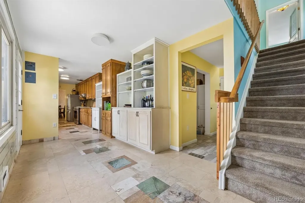 8090 W 19th Avenue Lakewood CO 80214