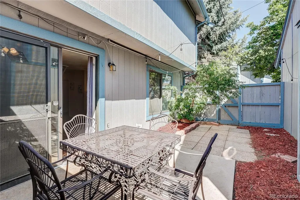 2490 S Worchester Court Aurora CO 80014