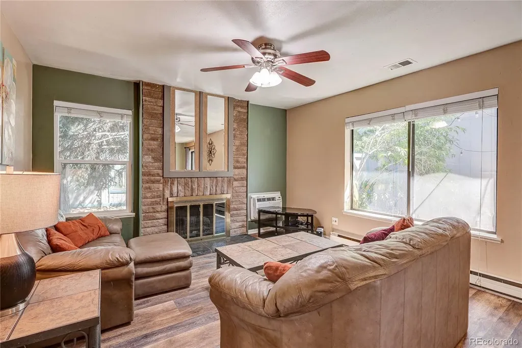 2490 S Worchester Court Aurora CO 80014