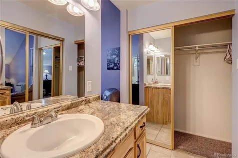 2490 S Worchester Court Aurora CO 80014