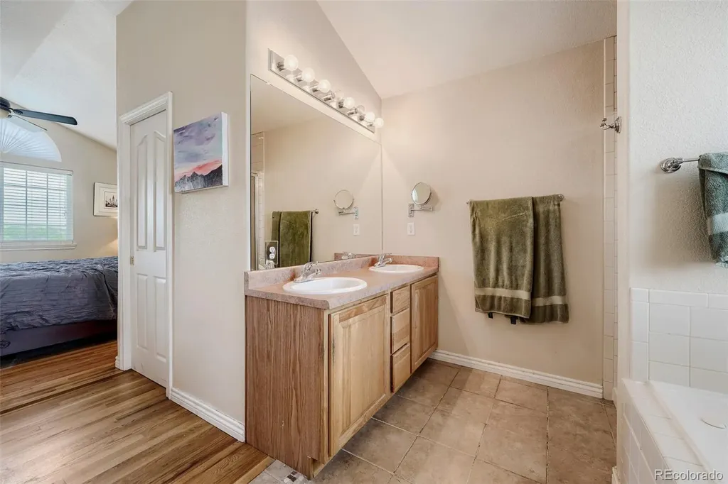 3025 S Yampa Way Aurora CO 80013