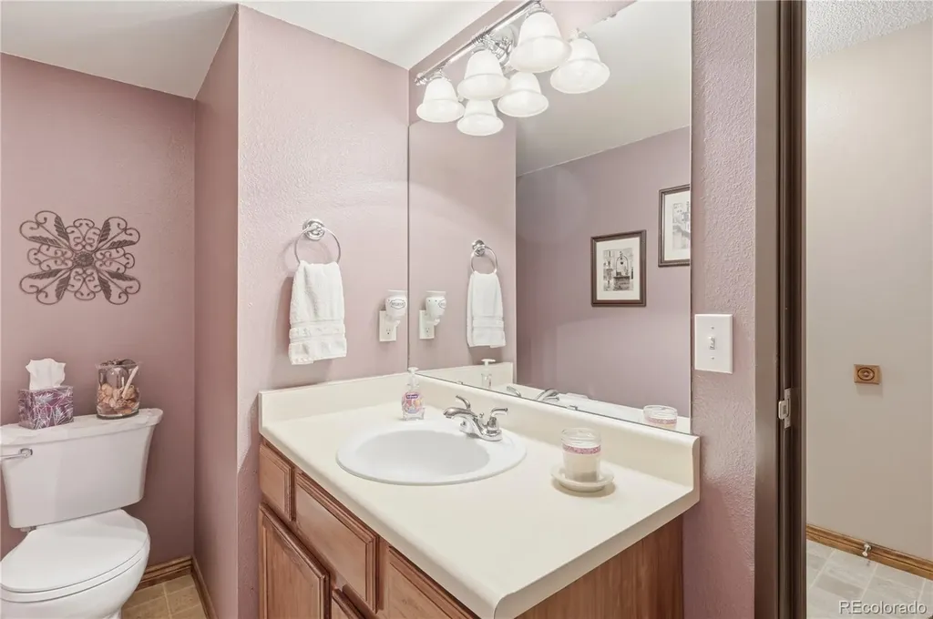 3405 S Ammons Street Denver CO 80227