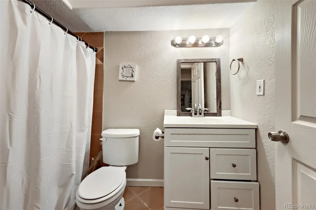 9317 Rosewood Court Highlands Ranch CO 80126