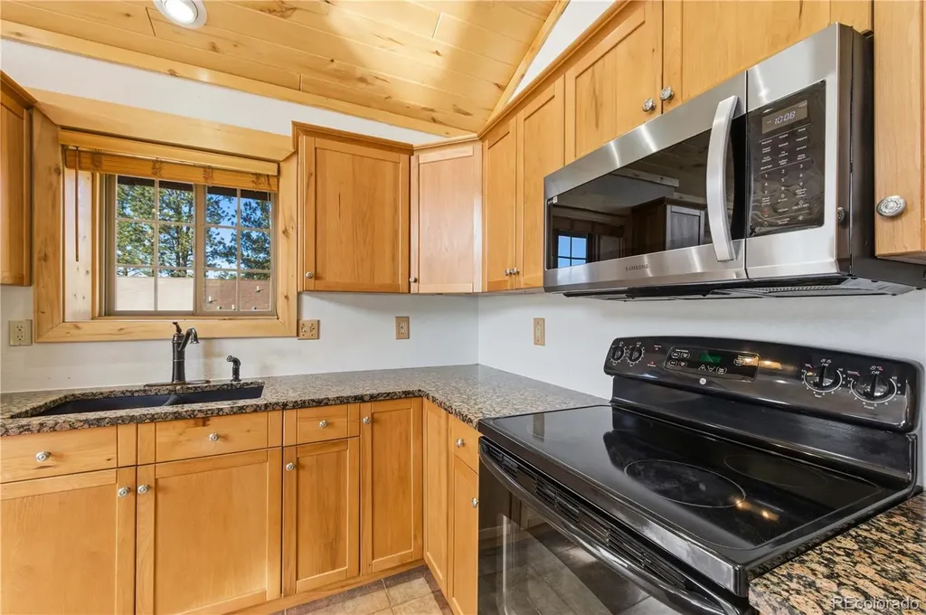 73 Big Horn Lane Florissant CO 80816