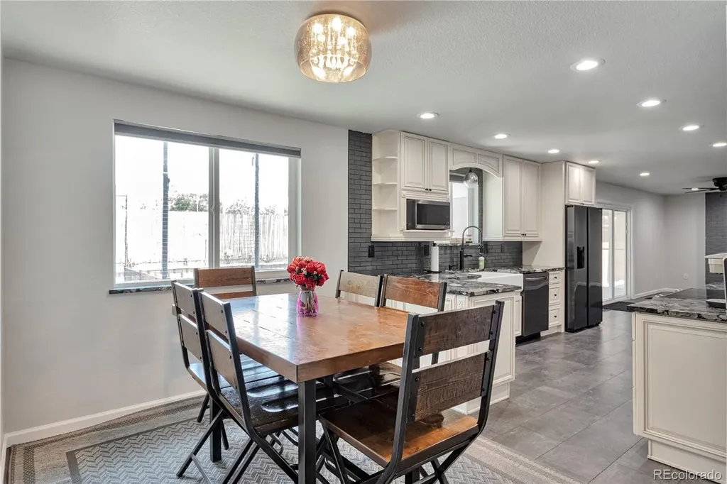 3298 S Olathe Way Aurora CO 80013