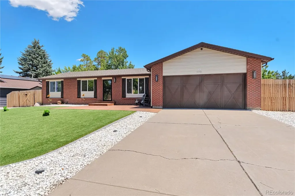 3298 S Olathe Way Aurora CO 80013