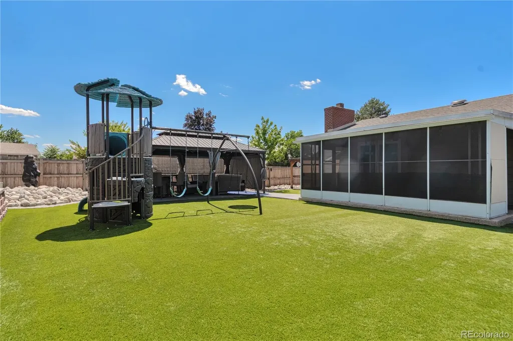 3298 S Olathe Way Aurora CO 80013