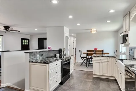 3298 S Olathe Way Aurora CO 80013
