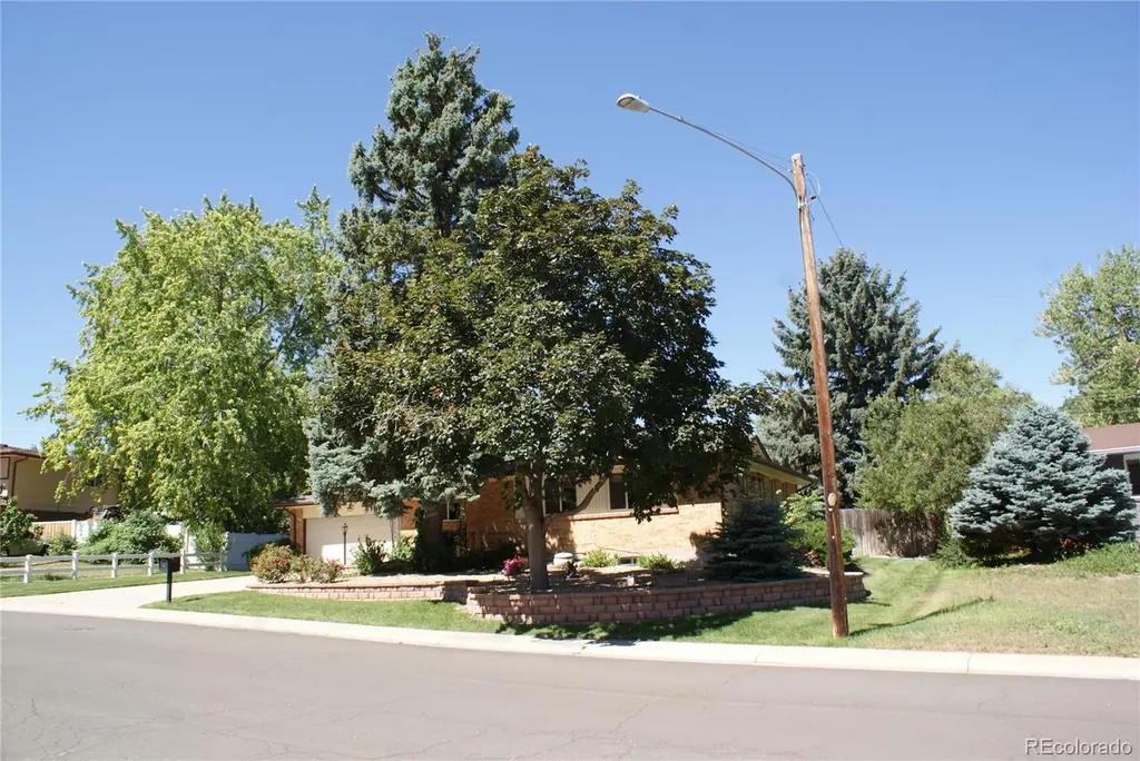 10643 Sperry Street Denver CO 80234