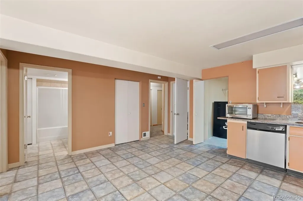 405 E Sutton Circle Lafayette CO 80026