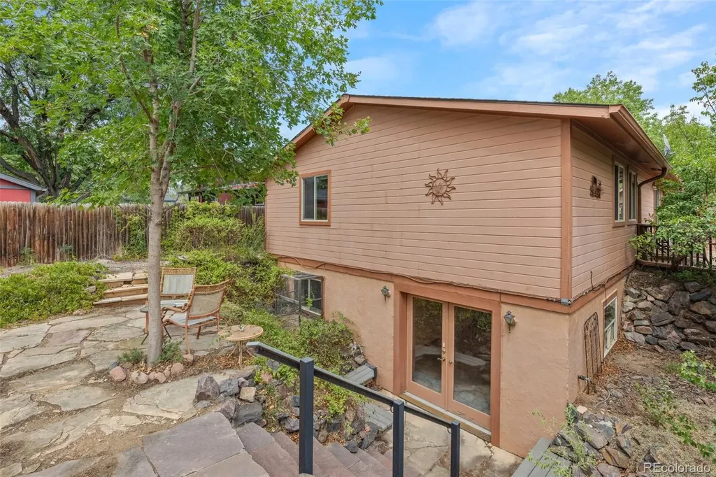 405 E Sutton Circle Lafayette CO 80026