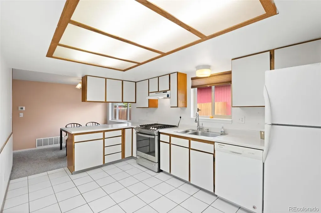 405 E Sutton Circle Lafayette CO 80026