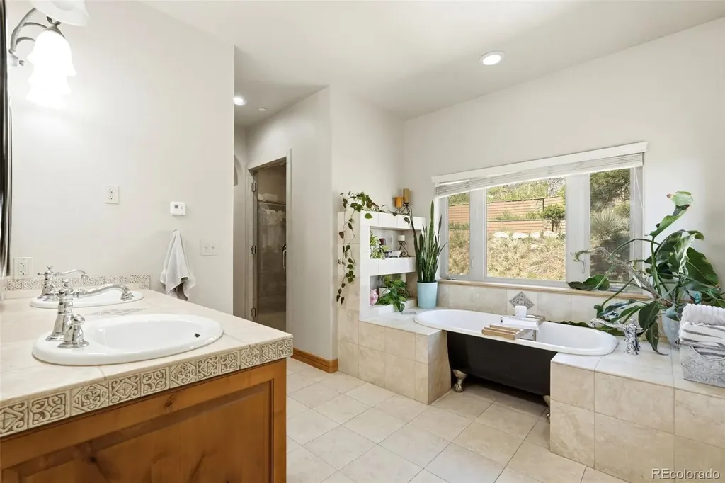 1520 S Lininger Drive Golden CO 80401