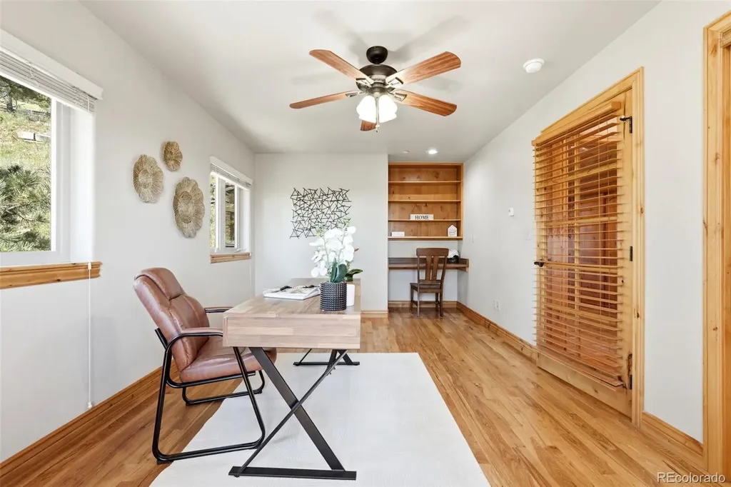 1520 S Lininger Drive Golden CO 80401