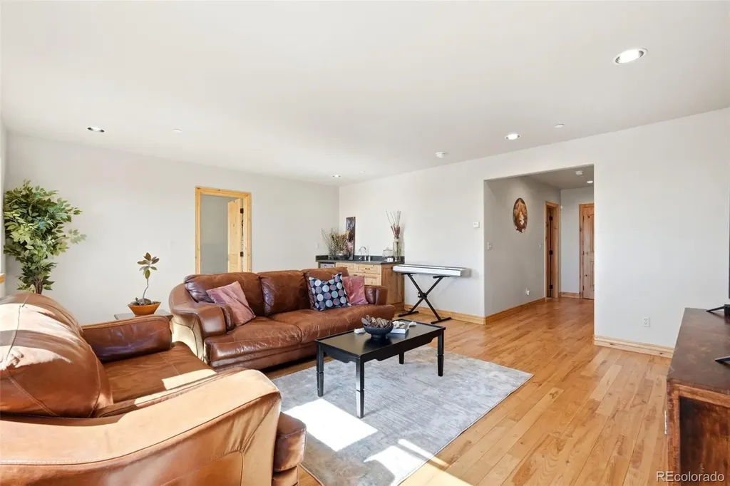 1520 S Lininger Drive Golden CO 80401