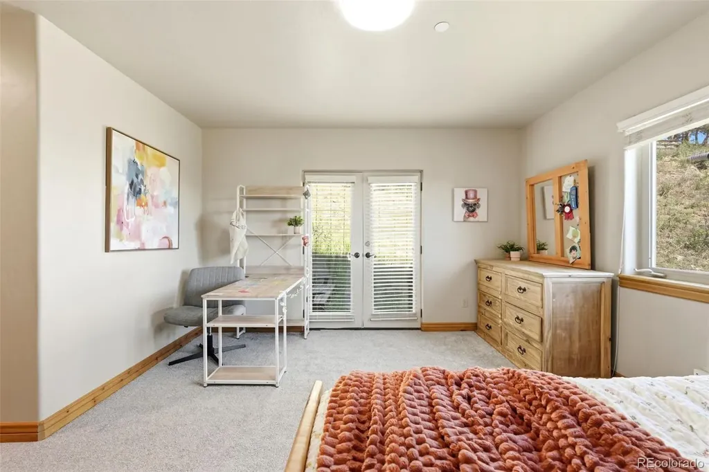 1520 S Lininger Drive Golden CO 80401