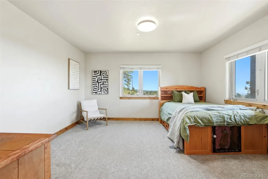 1520 S Lininger Drive Golden CO 80401