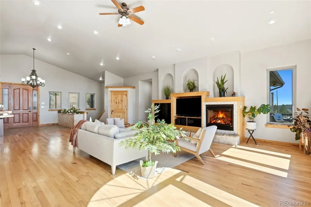 1520 S Lininger Drive Golden CO 80401