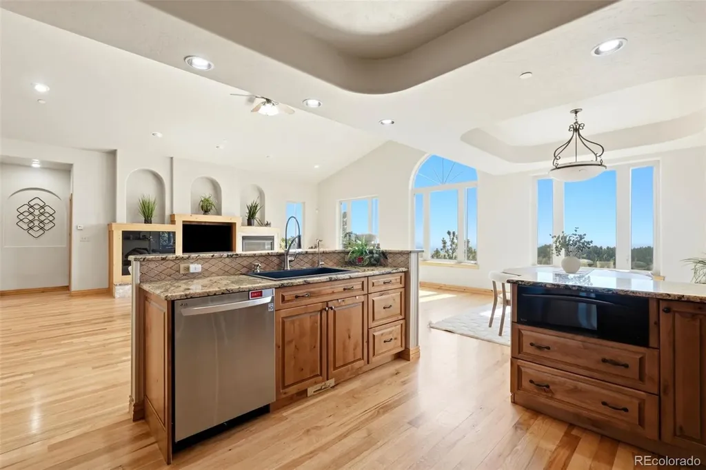 1520 S Lininger Drive Golden CO 80401