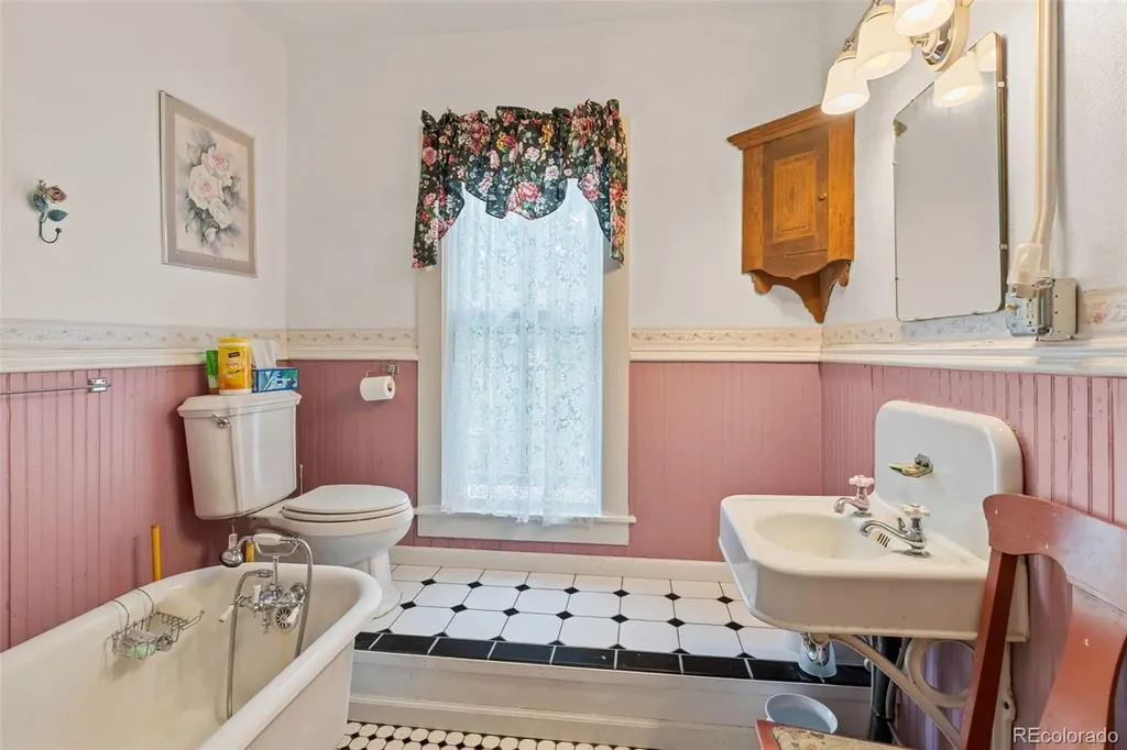 920 12th Street Golden CO 80401