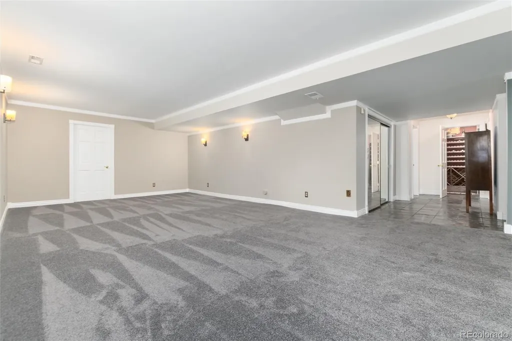 208 S Mc Intyre Way Golden CO 80401