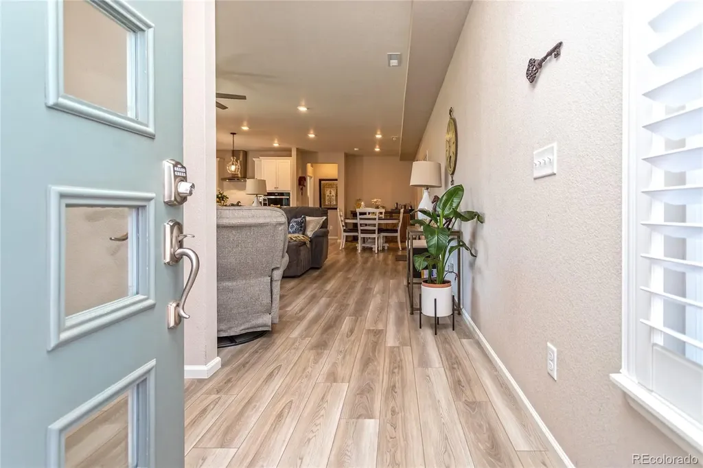 5913 Haster Grove Colorado Springs CO 80927