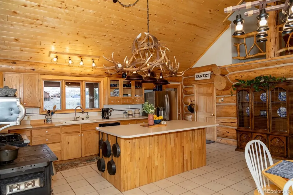 108 Forest Road Creede CO 81130
