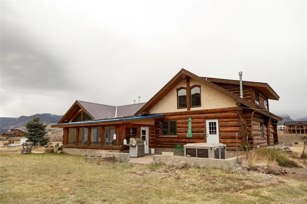 108 Forest Road Creede CO 81130