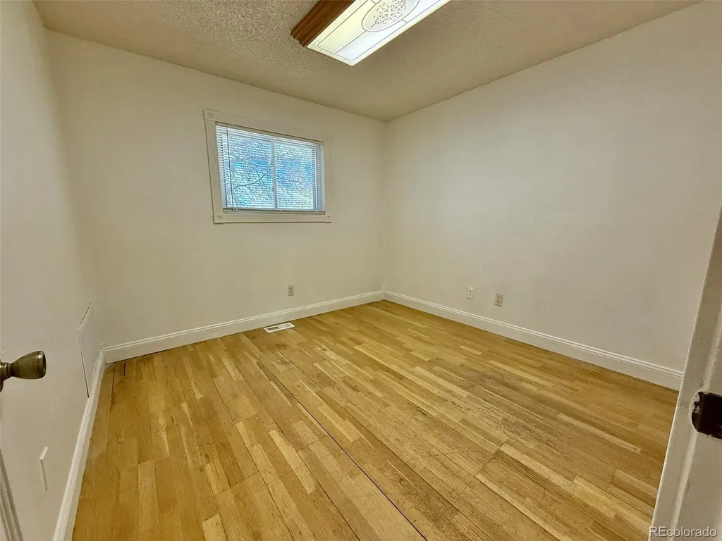 1865 S Ivory Court Aurora CO 80017